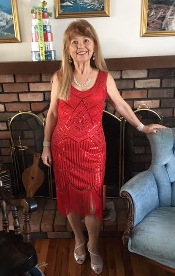 My name is Rose Marie Calicchio Dunphy. I was born in Castellaneta, Italy. I came to the United States when I was 10. I now live in Delray Beach Florida. I am a published author of five books, one of which I translated into Italian. The name of my signature book is Orange Peels and Cobblestones. It’s Italian equivalent is Ciottoli e Bucce D’Arancia. Grazie mille,  Rose Marie